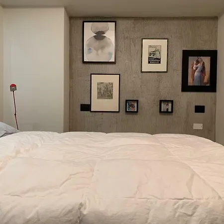 Fra Storia E Modernita Apartament