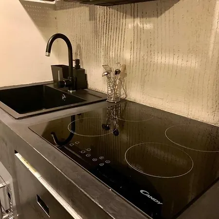 Fra Storia E Modernita Apartment Milan