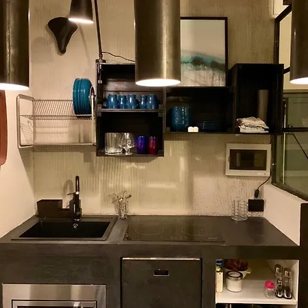 Fra Storia E Modernita Apartment
