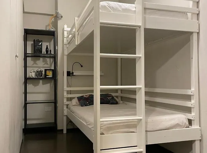 Fra Storia E Modernita * Mailand